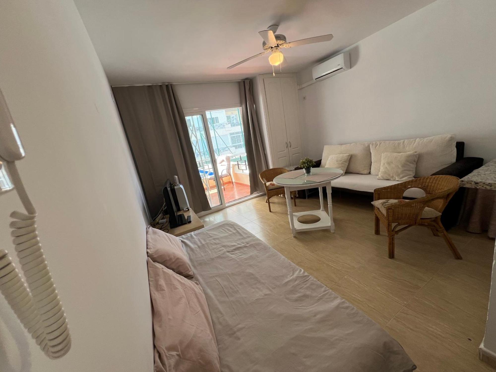 Magnifico Apartamento En La Carihuela, Torremolino Торремолінос Екстер'єр фото